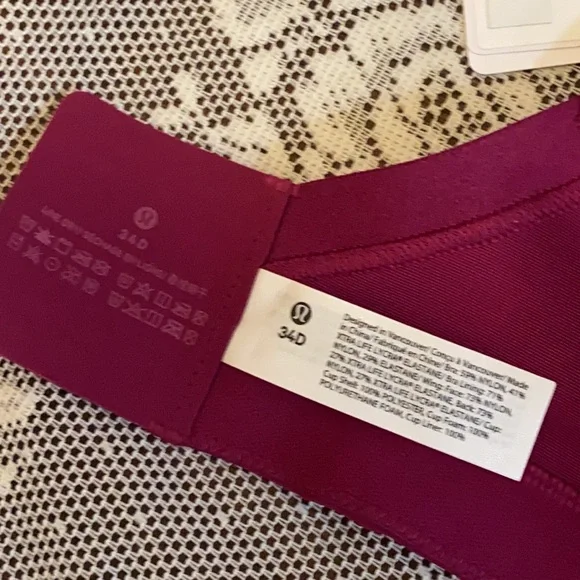 Lululemon Run Times BRA 34D RASPBERRY PINK NEW WITH TAGS - Picture 8 of 9